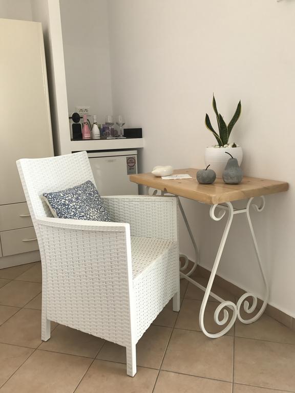 Yanna Asteri Suites 오르노스 외부 사진